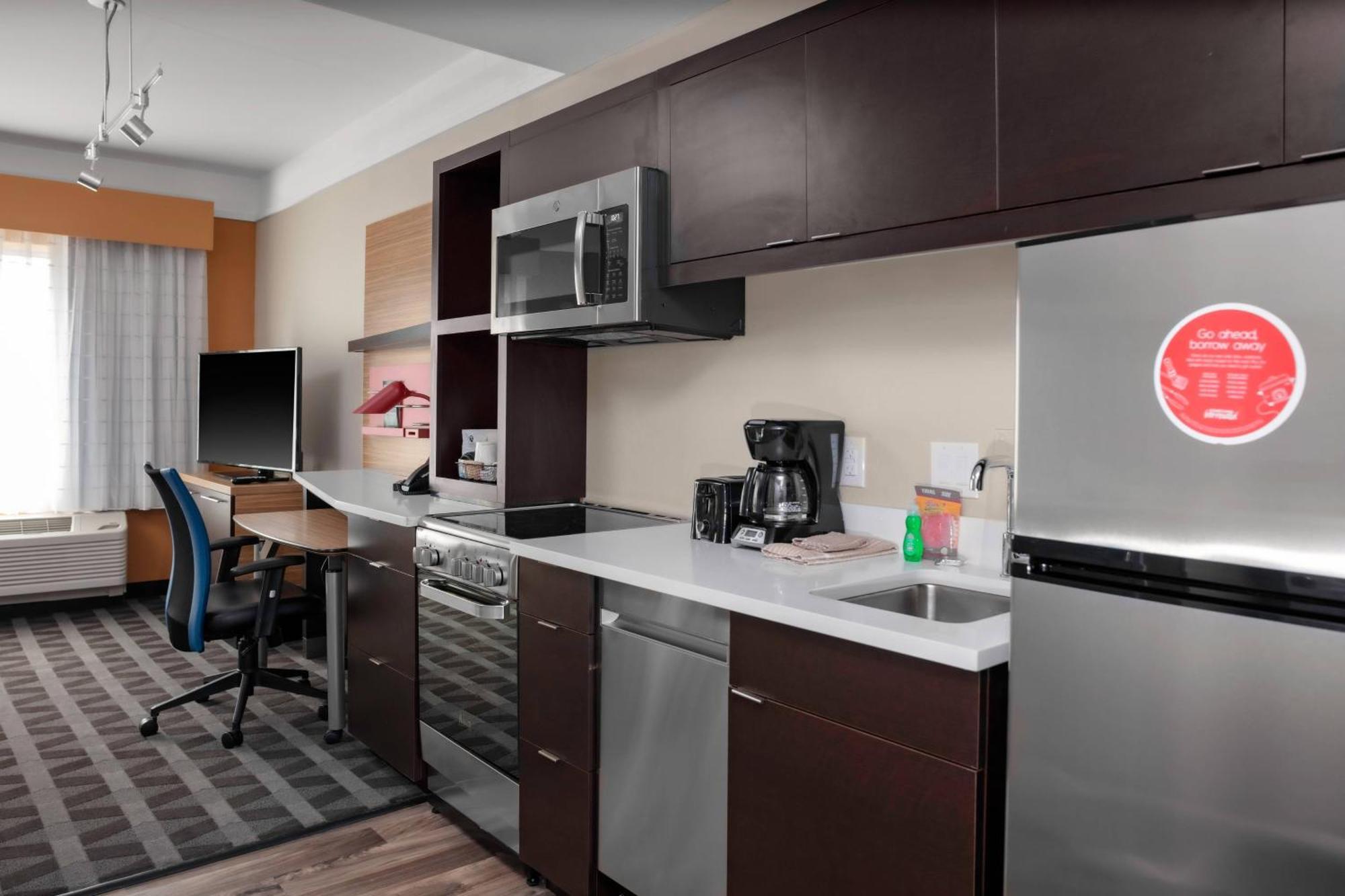 Towneplace Suites By Marriott Gainesville Bagian luar foto
