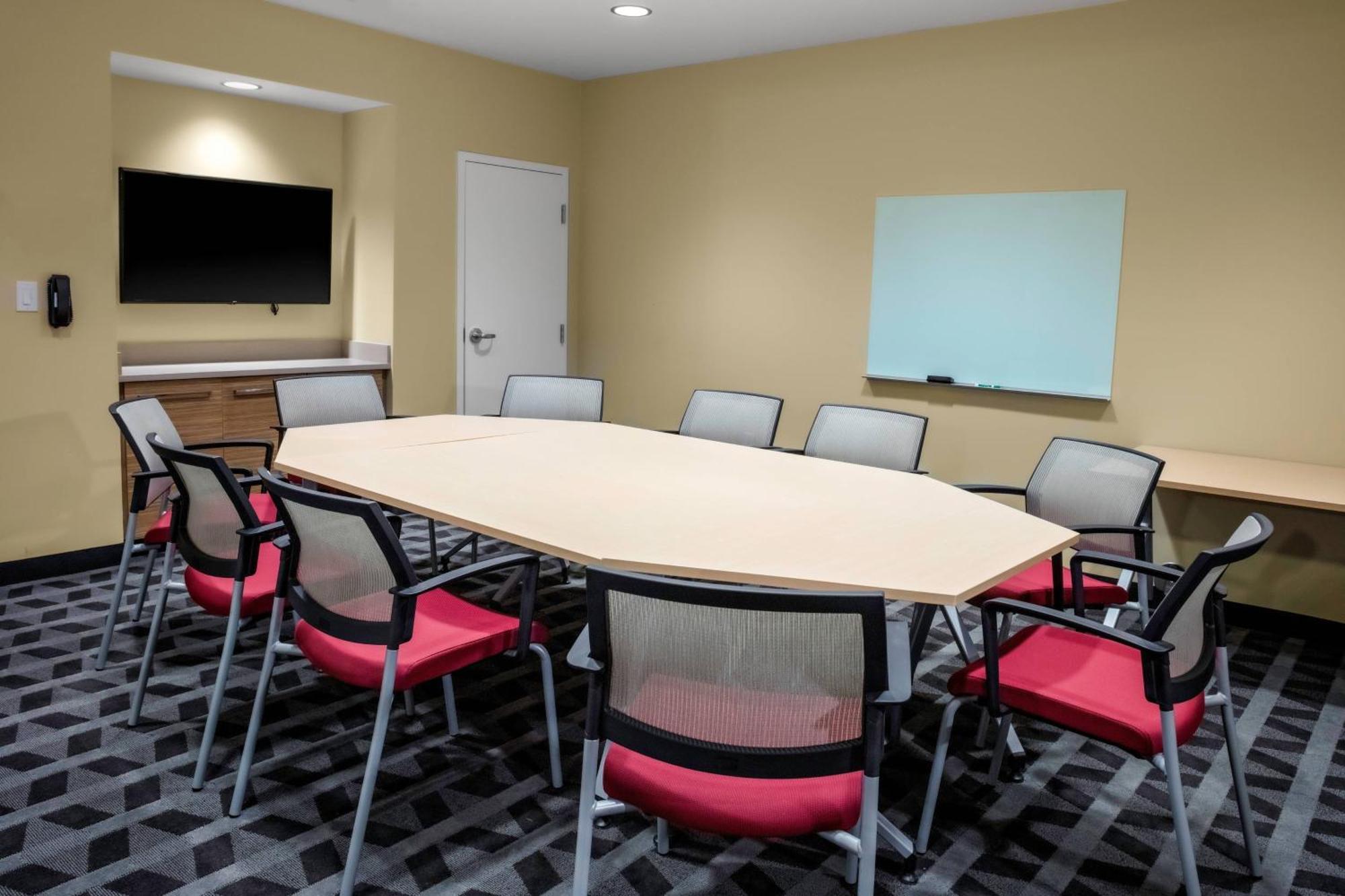 Towneplace Suites By Marriott Gainesville Bagian luar foto