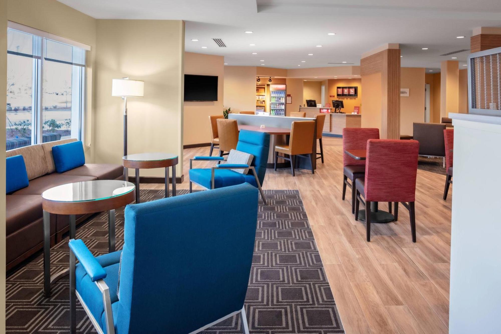 Towneplace Suites By Marriott Gainesville Bagian luar foto